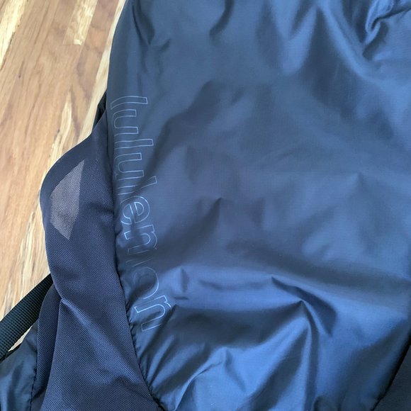 Active Backpack 10L - Picture 6 of 7